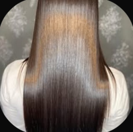 Cabelo liso e brilhante após alinhamento